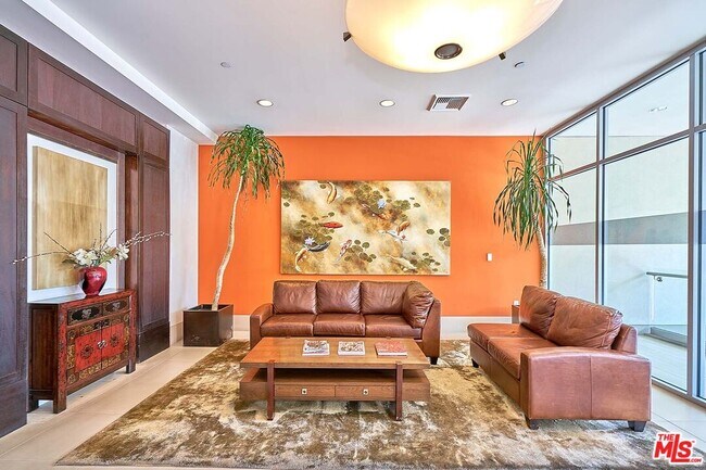 Foto del edificio - 3223 W 6th St