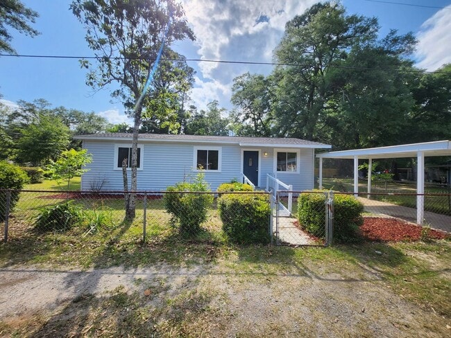 Building Photo - 8011 Regiment Dr