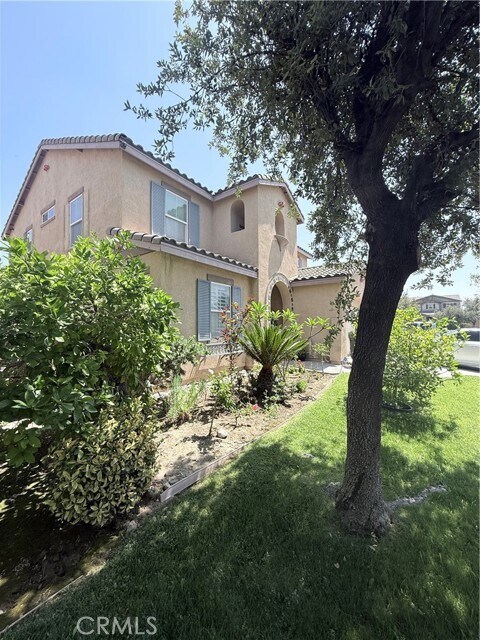 Foto del edificio - 16360 River Glen Ln