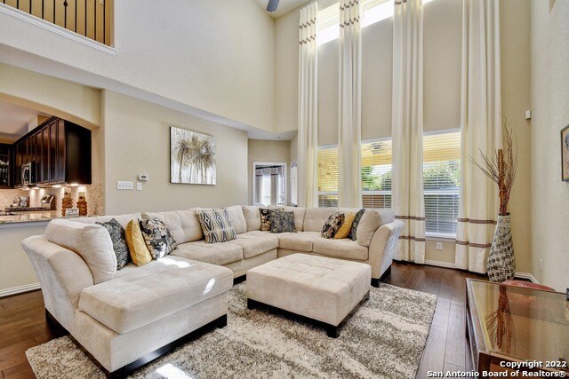 Foto del edificio - 7830 Coolspring Dr