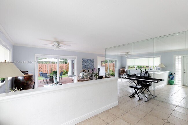 Foto del edificio - 9351 SW 109th Terrace