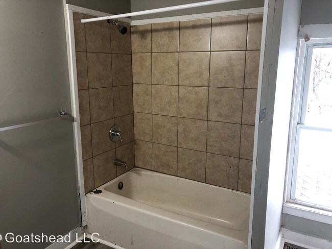 Building Photo - 47 N Fulton St