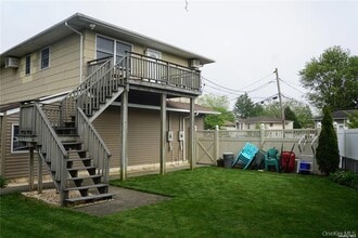 Building Photo - 15 Reed Dr