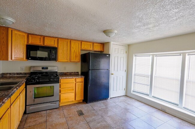 Foto del edificio - Spacious Mobile Home – Full Property Renta...