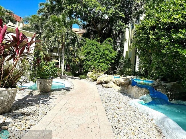 Foto del edificio - 5300 NE 24th Terrace