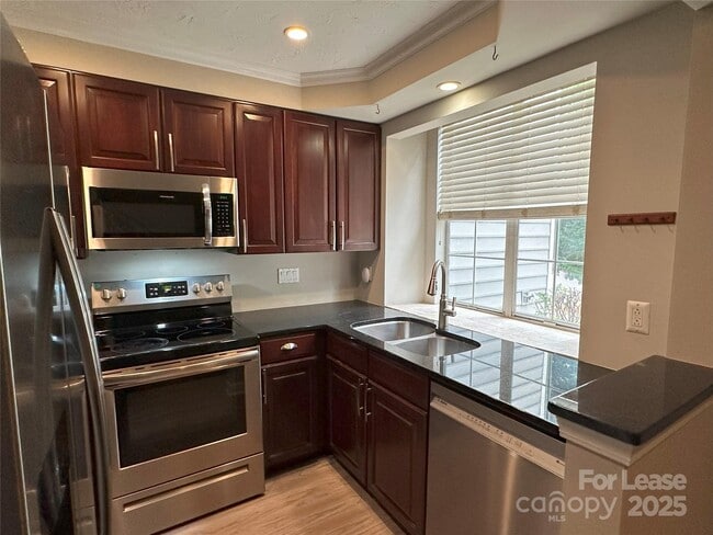 Foto del edificio - 2958 Iron Gate Ln