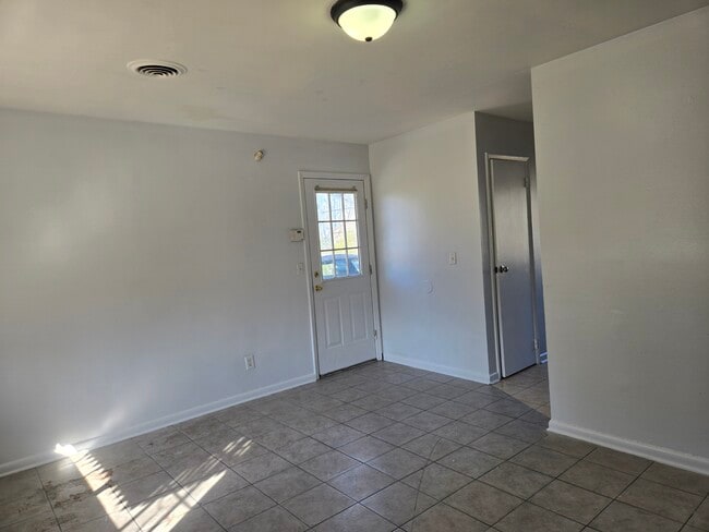 Building Photo - 1625 Northern Spy Trail