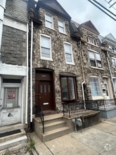 Building Photo - 1140 N 10th St