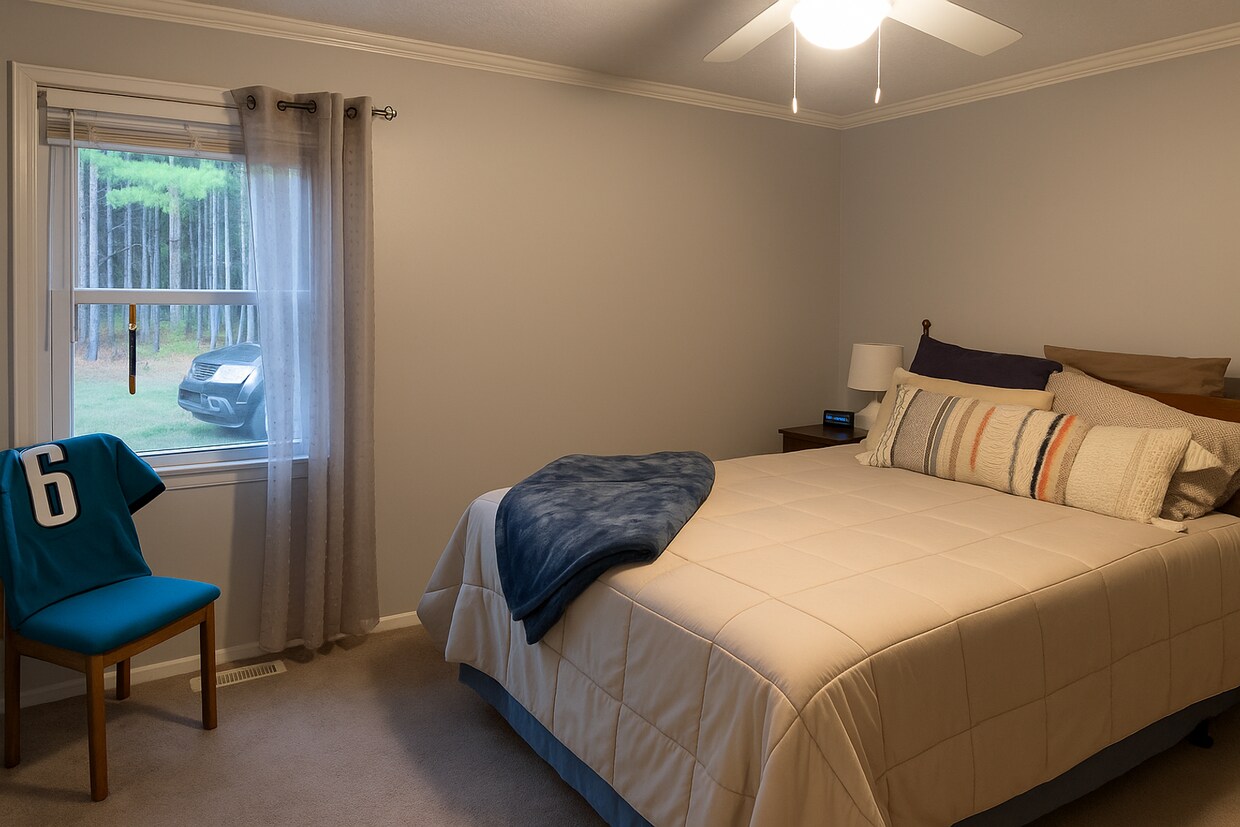Primary Photo - Cute home with great space