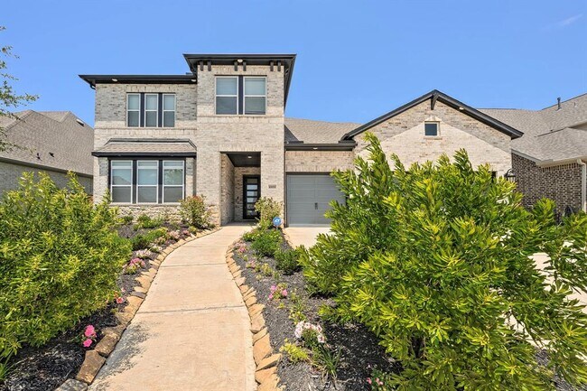 Foto del edificio - 10011 Golden Woods Dr