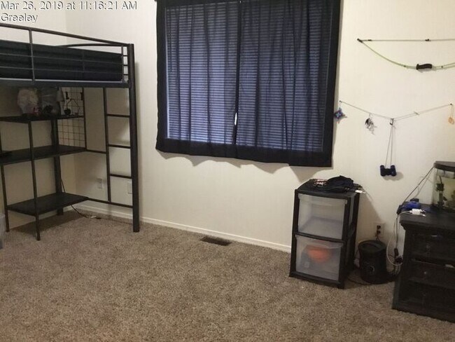 Foto del edificio - 2 Bedroom Duplex in Greeley with Two Car Attached Garage