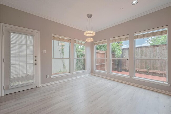 Building Photo - 7130 Harmony Cove