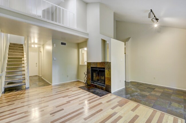 Building Photo - 2603 Bridgeway Ct
