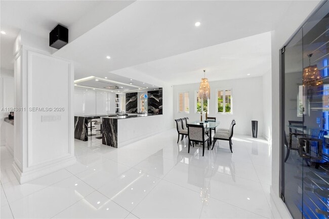 Foto del edificio - 600 Coral Wy