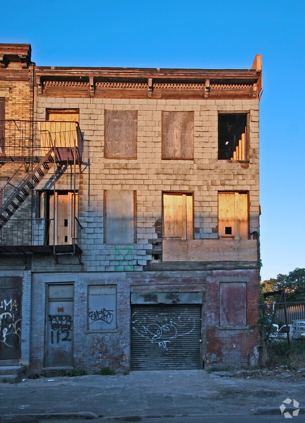 Foto del edificio - 114 Sandford St
