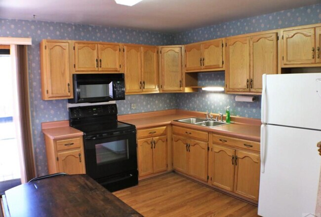 Foto del edificio - 3211 Fairfield Ln