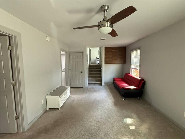 Foto del edificio - 4472 Calumet Dr NW