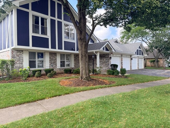 Foto del edificio - 251 Coventry Cir