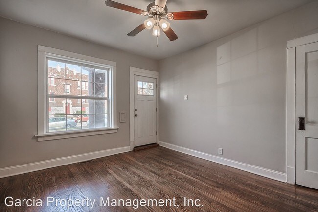 Building Photo - 1 br, 1 bath Apartment - 4230 Lawn Avenue