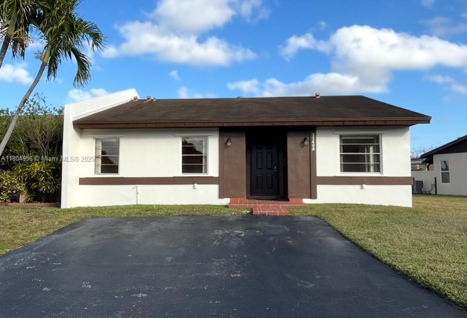 Primary Photo - 11405 SW 123rd Ave