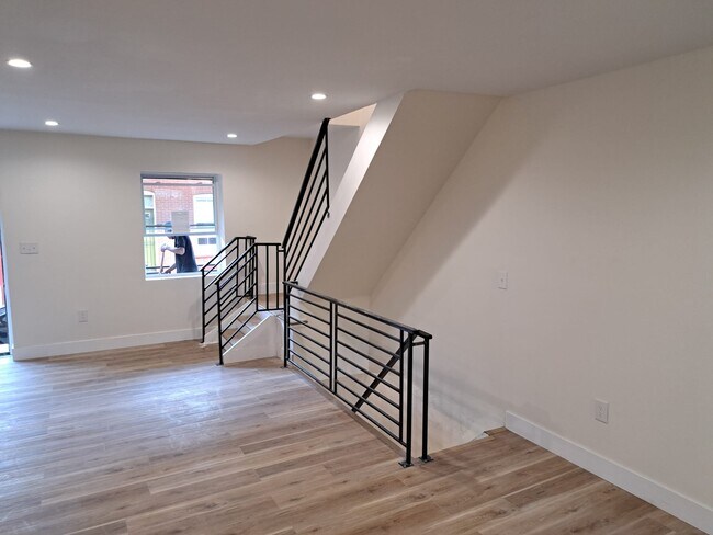 Foto del edificio - 431 N Holly St