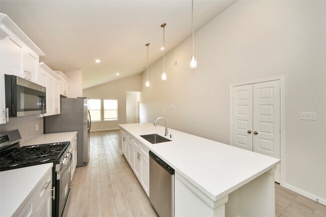 Foto del edificio - 21814 Ash Cypress Ct