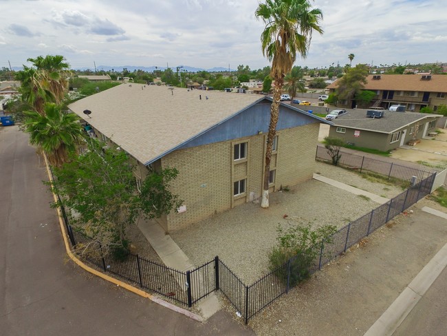 Building Photo - Vogel Apartments