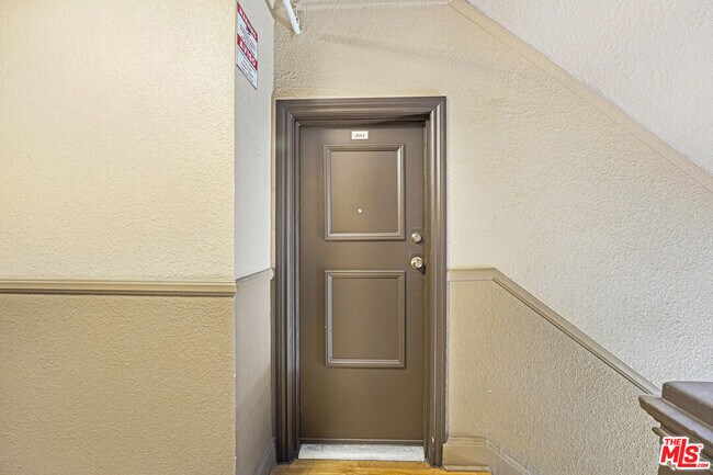 Foto del edificio - 807 S Fedora St