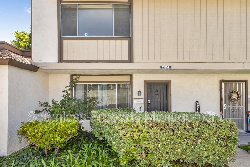 Primary Photo - 21854 Stonepine Dr