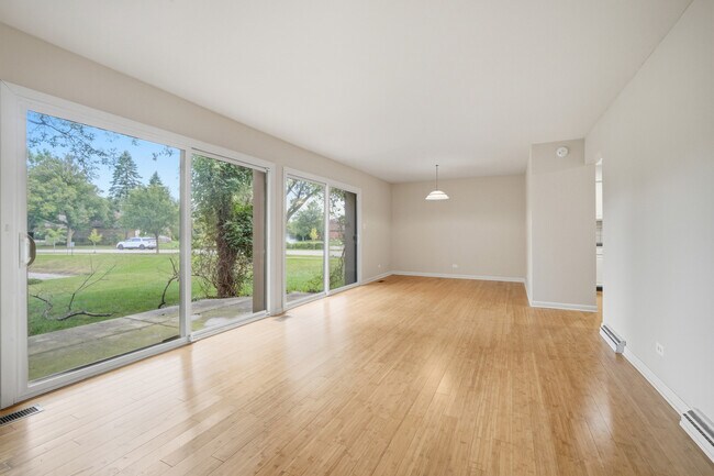 Foto del edificio - 2456 Cobblewood Dr