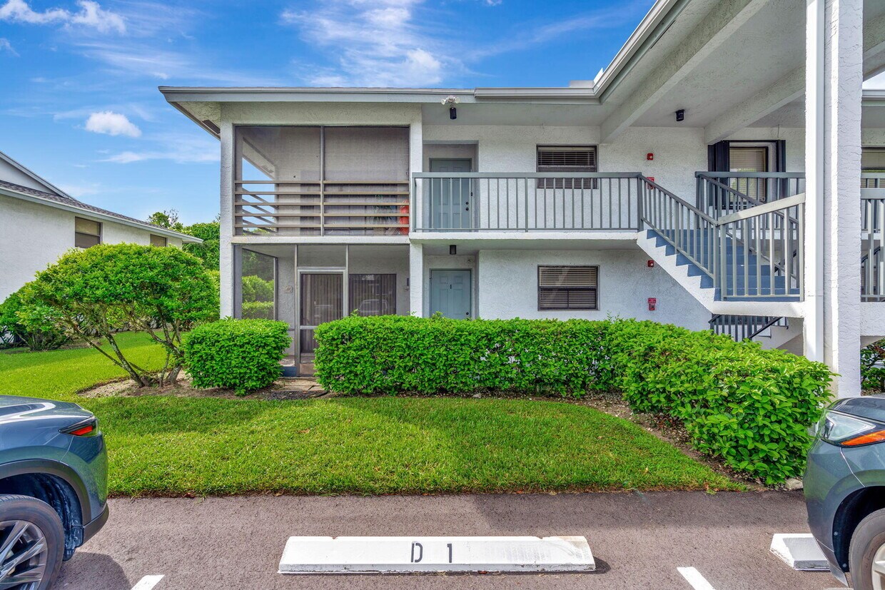 Primary Photo - 1230 SE Parkview Pl