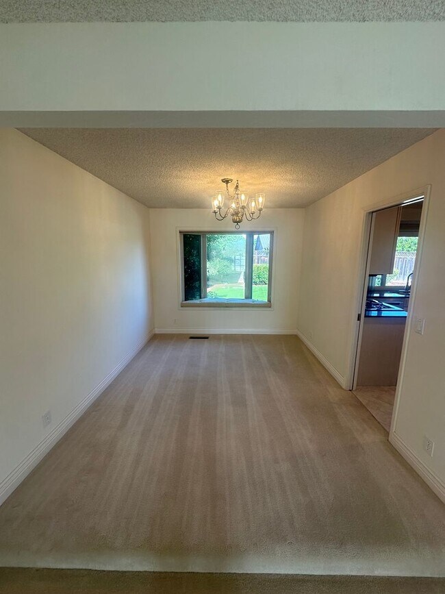 Building Photo - Almaden Single Family Home