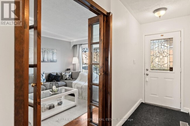 Photo du bâtiment - 11 Hobbs Dr