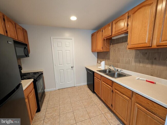 Foto del edificio - 383 Nottingham Rd