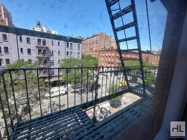 Building Photo - WEST 73 STREET