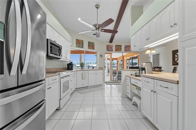 Building Photo - 1447 Gleneagles Dr