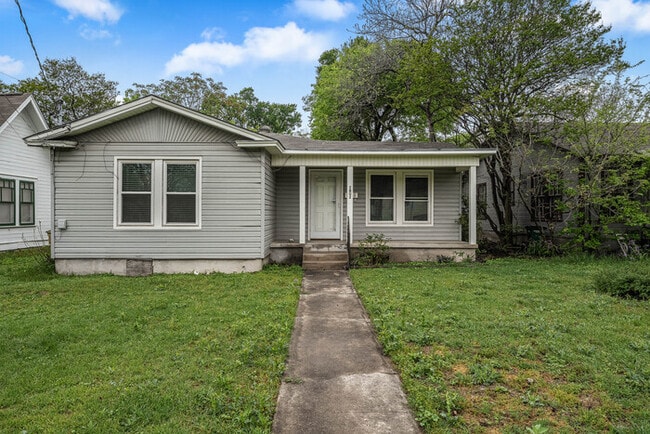 Building Photo - 2802 Dancy St
