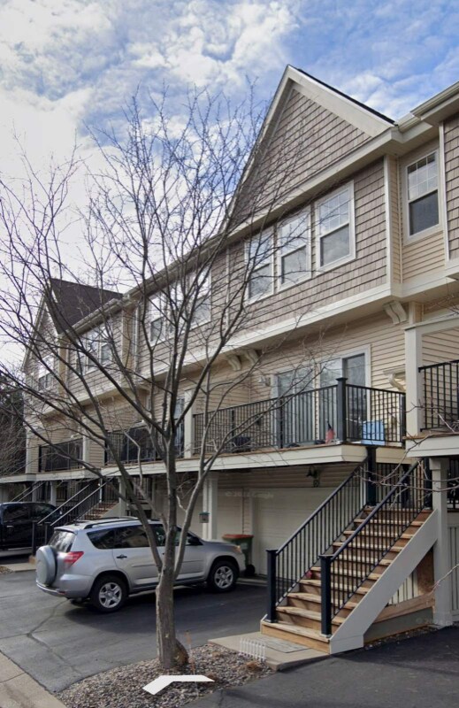 Foto del edificio - 2411 121st Cir NE