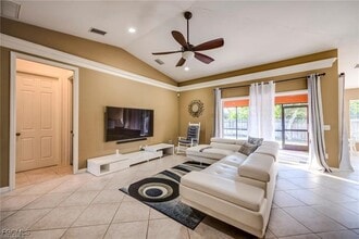 Building Photo - 9036 Henry Rd