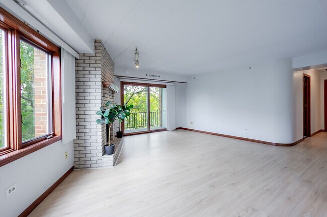 Foto del edificio - 9201 S Kenton Ave