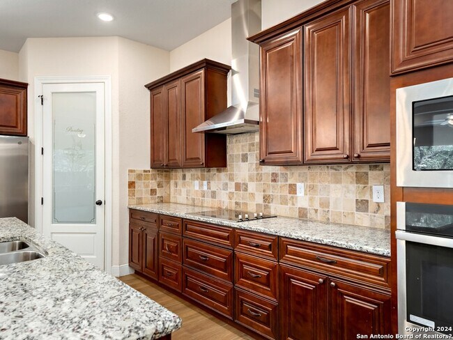 Foto del edificio - 578 Carriage House