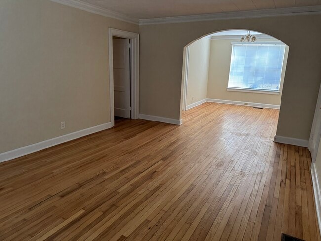 Living Room - 2439 College St