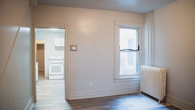 Foto del edificio - 903 1/2 W Allen Street