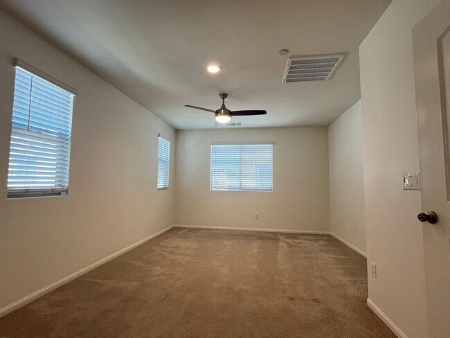 Building Photo - 2327 Verano Wy.