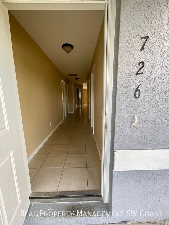 Foto del edificio - 726 Harold Ave S