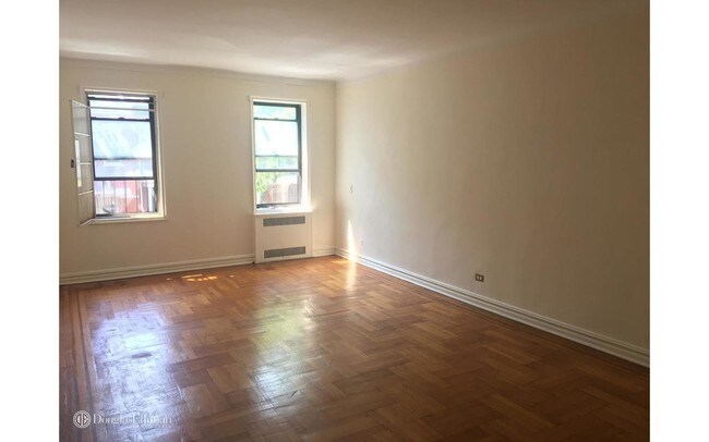 Foto del edificio - 135 Hawthorne St