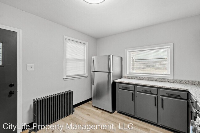 Building Photo - 2 br, 1 bath House - 2414 Salisbury Street