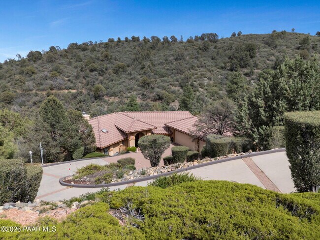 Foto del edificio - 3160 Rainbow Ridge Dr