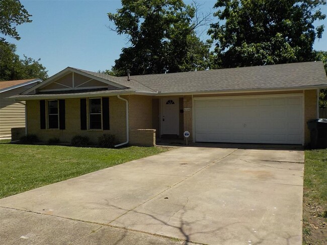 Building Photo - 6328 Bellbrook Dr