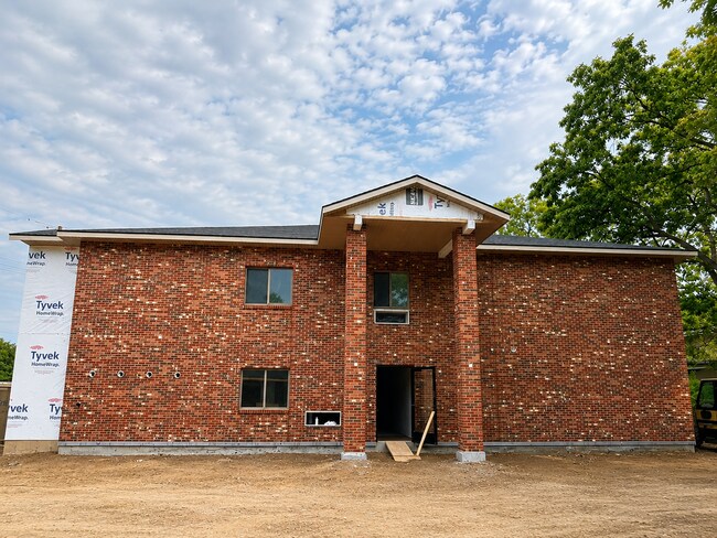 Building Photo - 3629 Calvert Rd